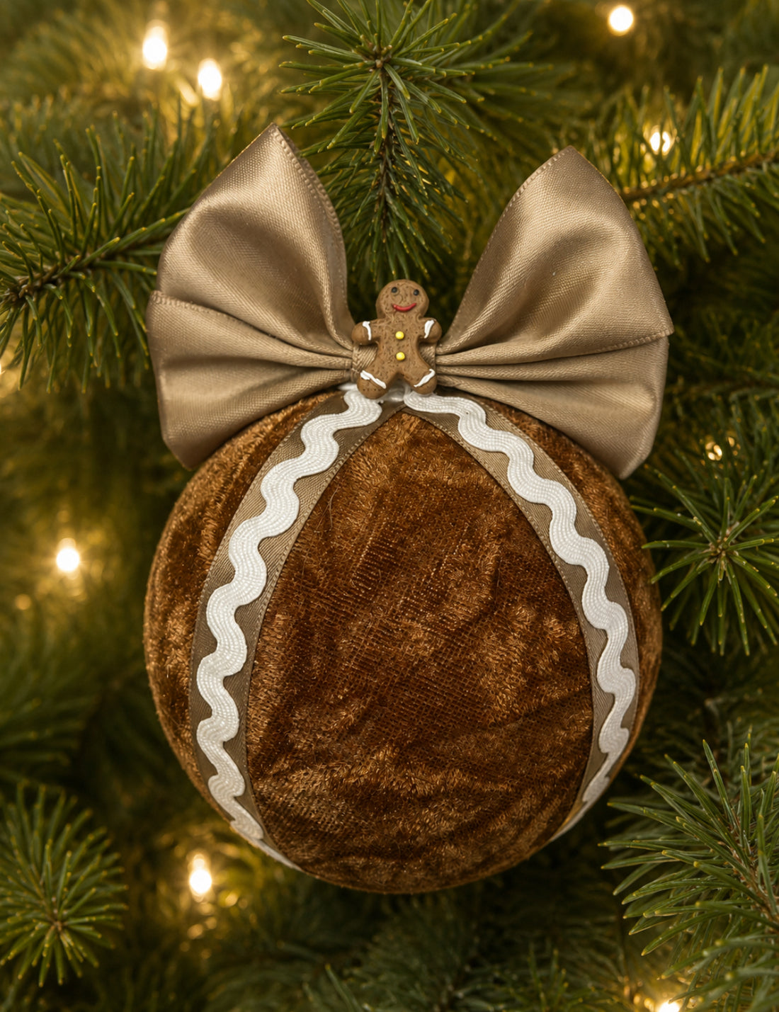 Gingerbread Nutmeg Bauble